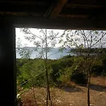 Σπίτι διακοπών Robinson In With Seaview, Terrace Pašman